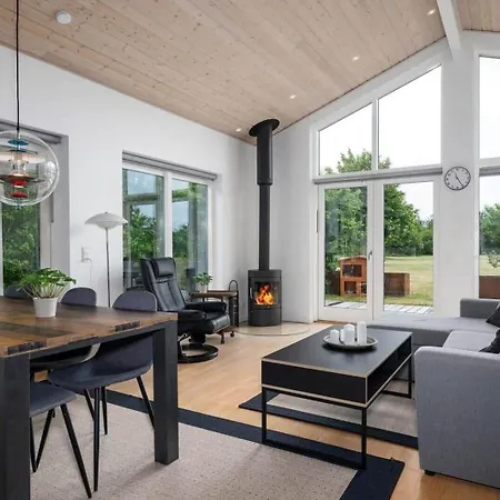 M401-vaeggerlose-marielyst-strandpark-45 * Bøtø By