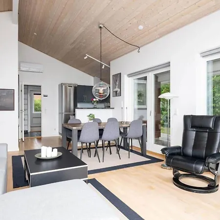 M401-vaeggerlose-marielyst-strandpark-45 * Bøtø By