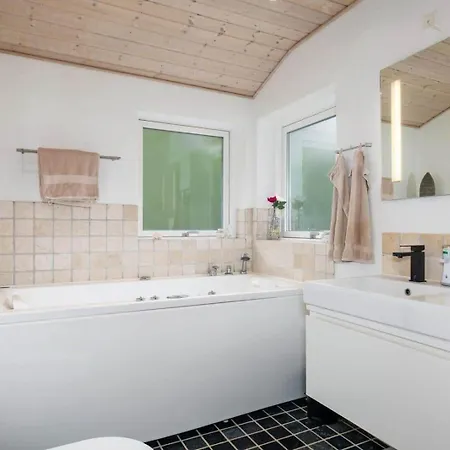 Feriehus M401-vaeggerlose-marielyst-strandpark-45 *