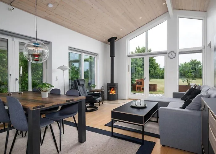 M401-vaeggerlose-marielyst-strandpark-45 * Bøtø By