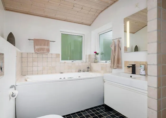 Feriehus M401-vaeggerlose-marielyst-strandpark-45 *